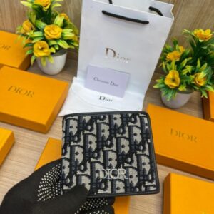 First Copy Dior Wallet V637 Online