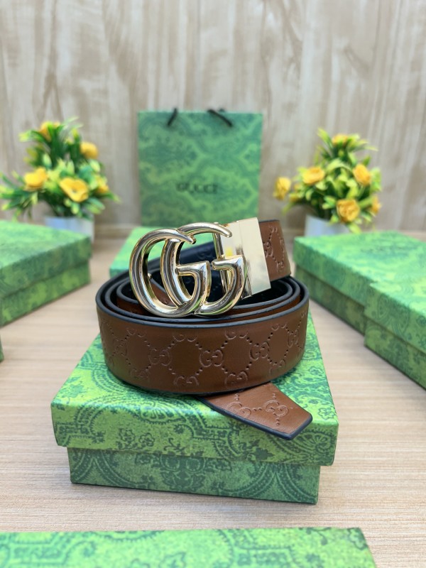 First Copy Gucci Reversible Golden Buckle Belt Black/Brown - Image 3