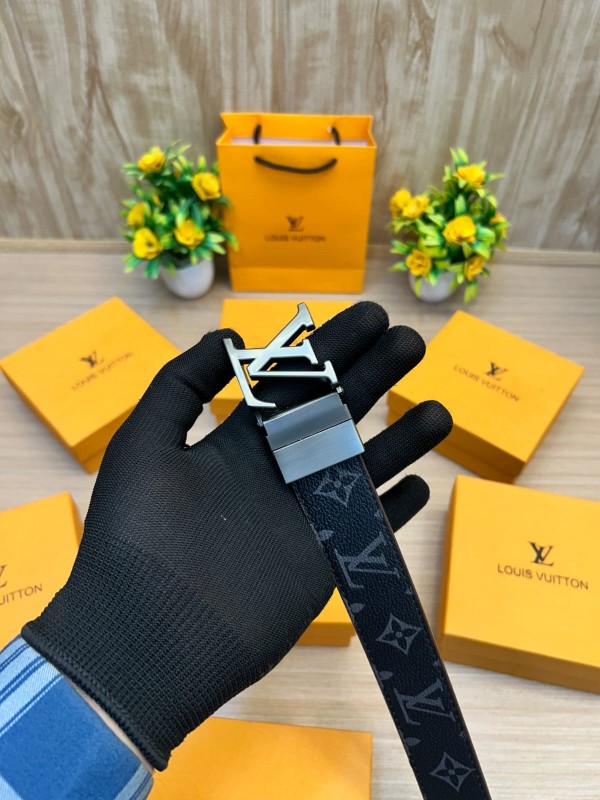 First Copy Luxury Reversible Metal Buckle Belt Black/Brown - Image 3