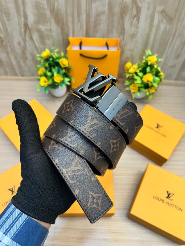 First Copy Luxury LV Reversible Buckle Belt (2 colors)
