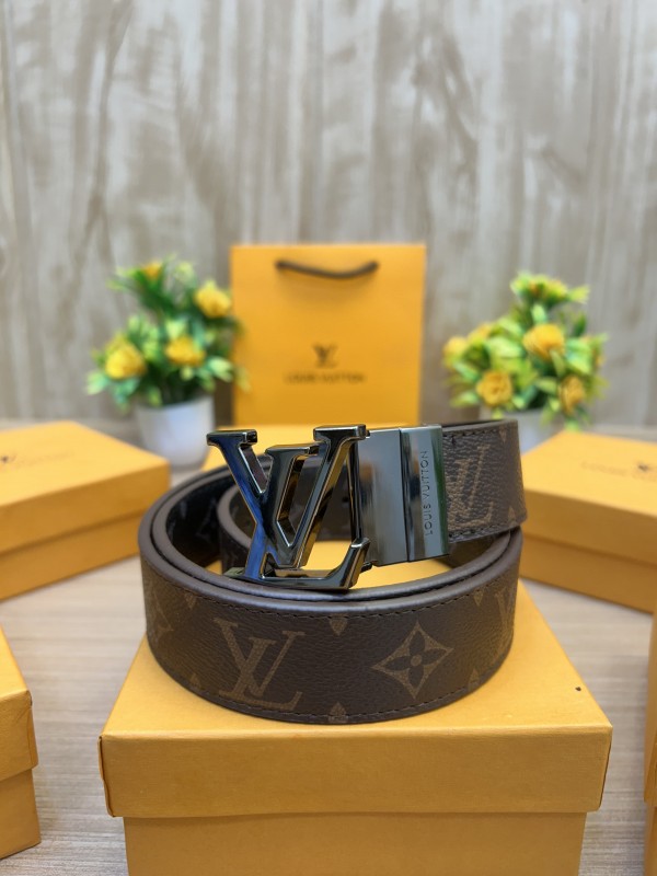 First Copy Luxury Reversible Buckle Belt (2 colors) - Image 2