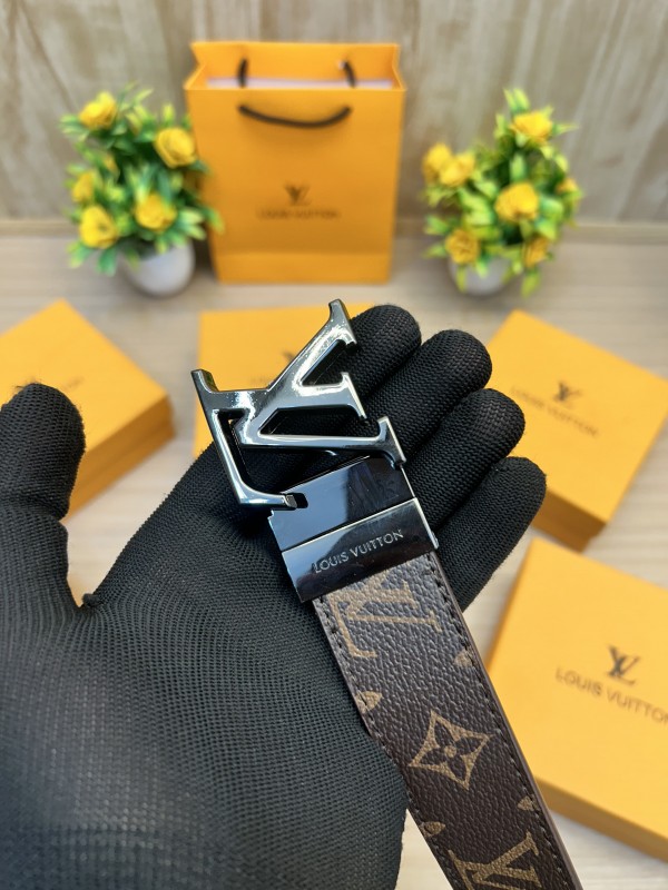 First Copy Luxury LV Reversible Buckle Belt (2 colors)