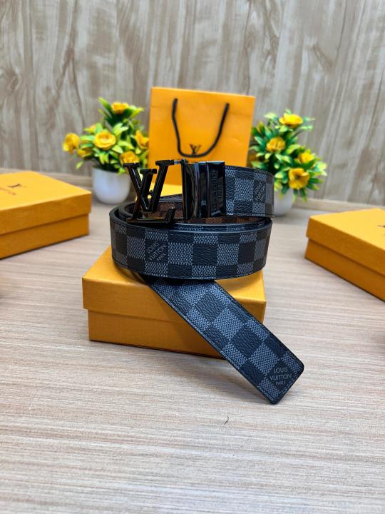 First Copy Luxury Reversible Buckle Belt (2 colors) - Image 2