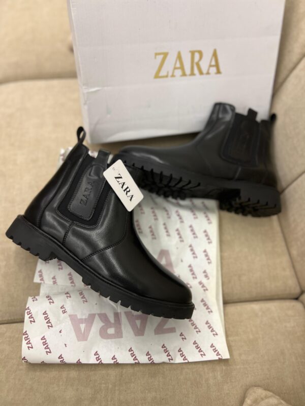 First Copy Zara Wrinkle Free Chelsea Boots for men's