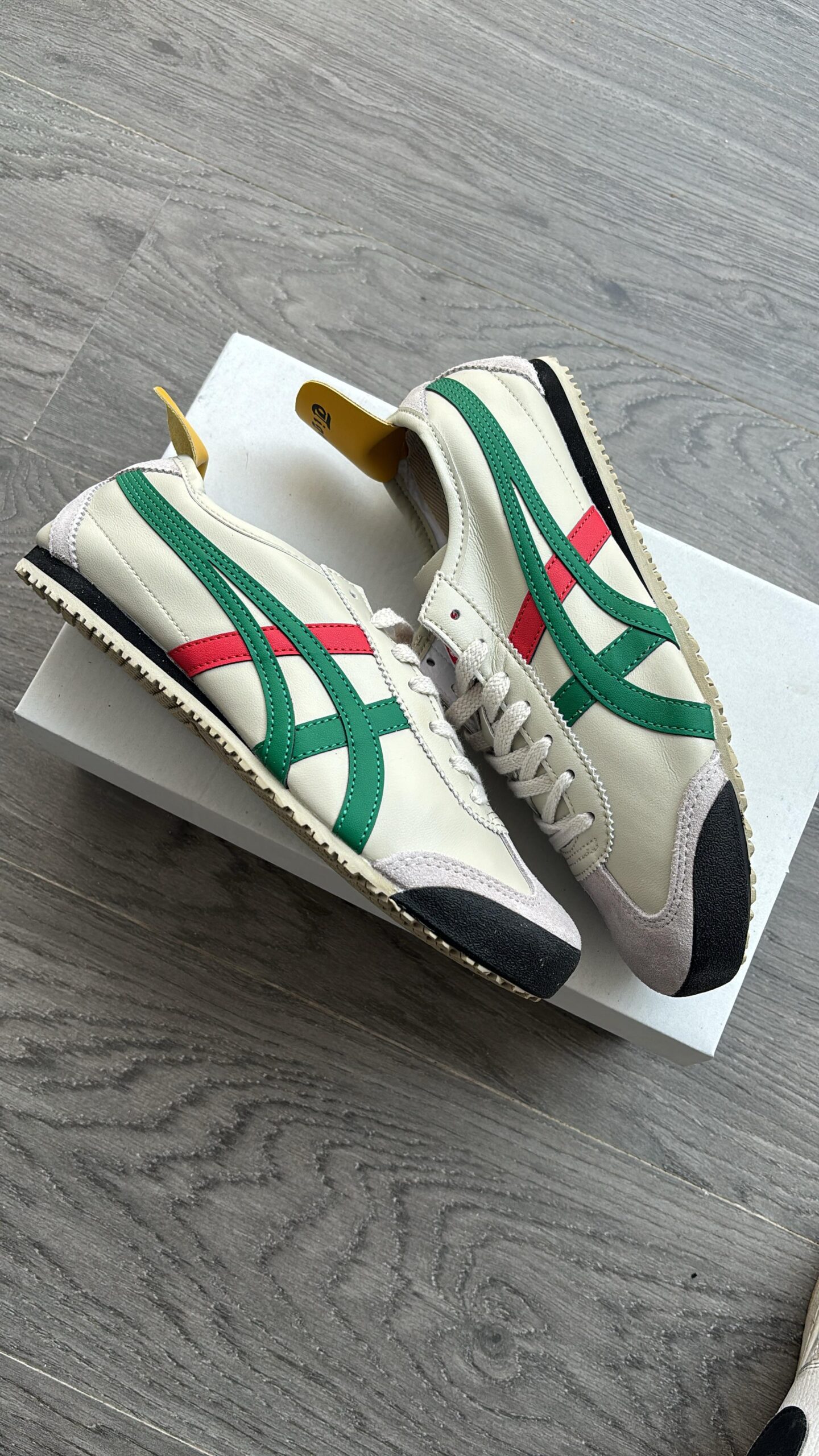 UA Quality Onitsuka tiger shoes birch green