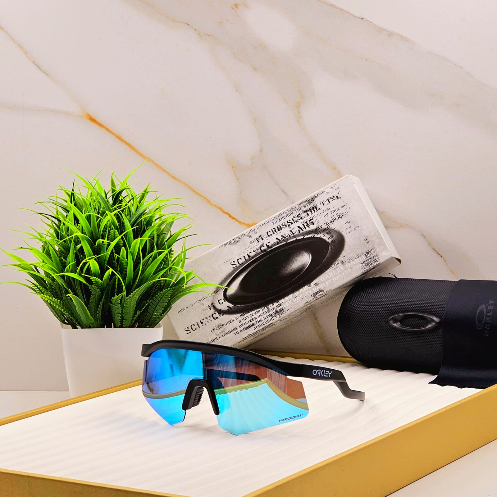 First copy Oakley sunglasses Blue tint