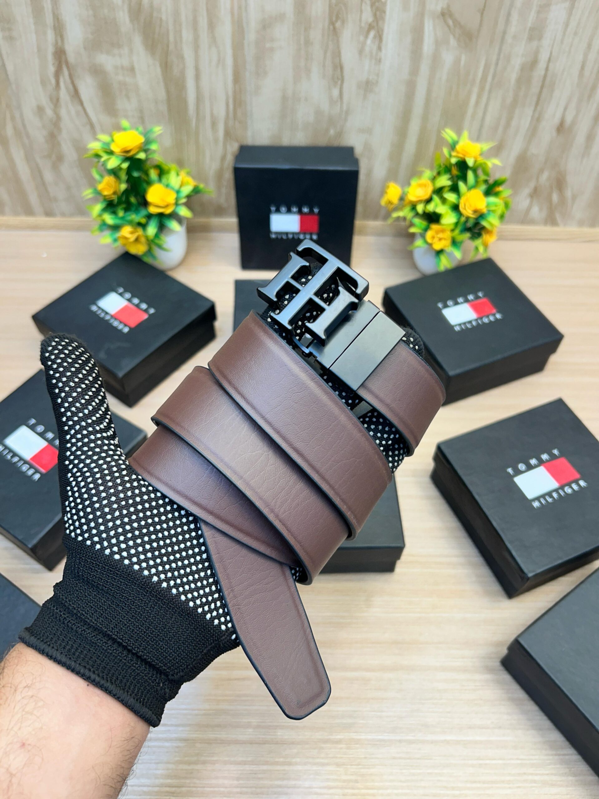 First Copy Tommy Hilfiger Reversible Buckle Belt