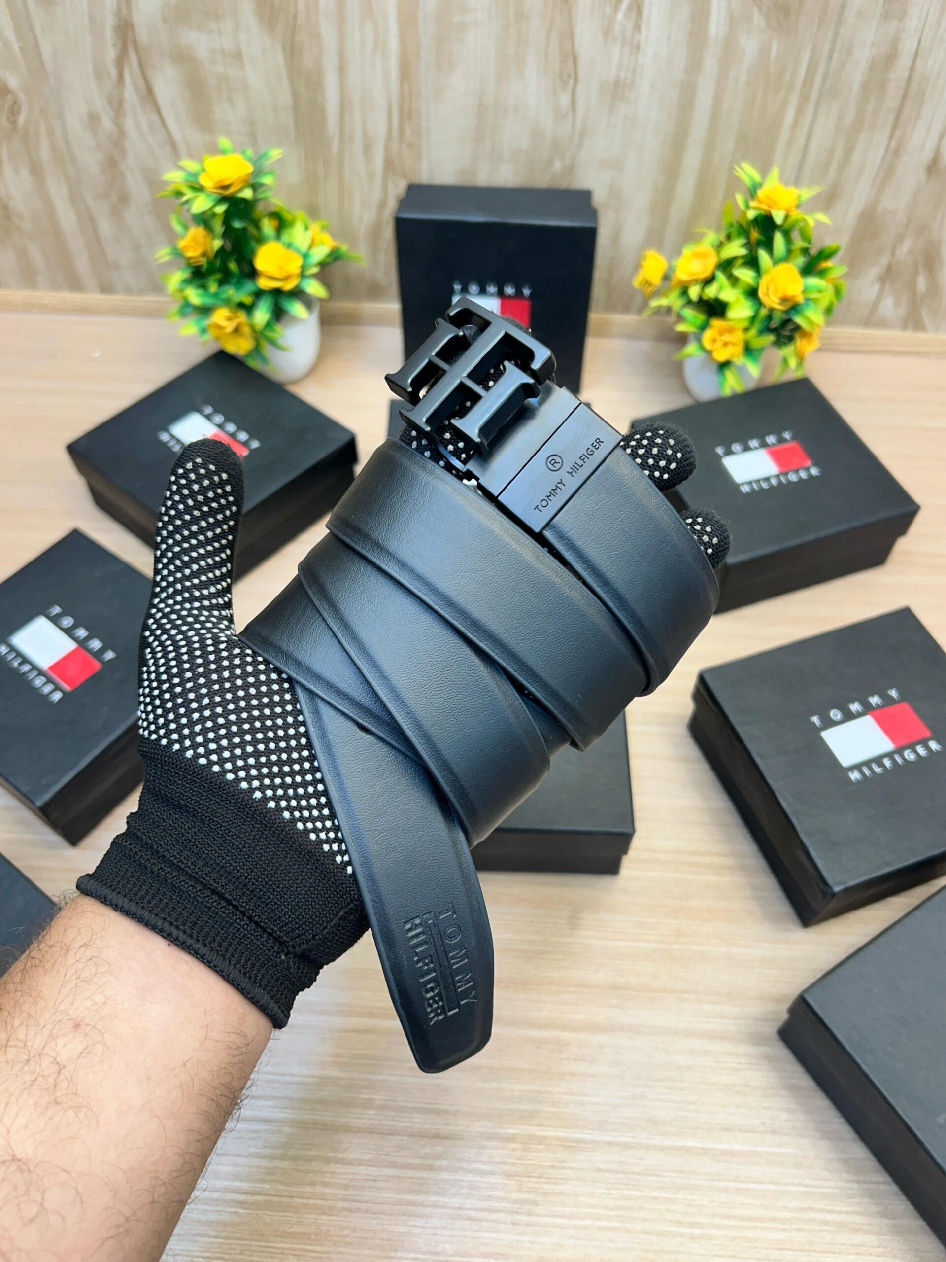 First Copy Tommy Hilfiger Reversible Buckle Belt