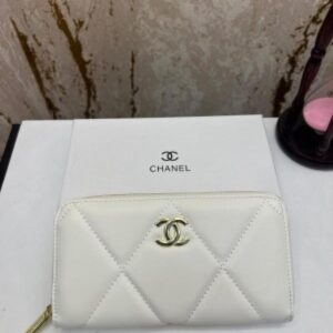 First copy chnl long wallet white 60017