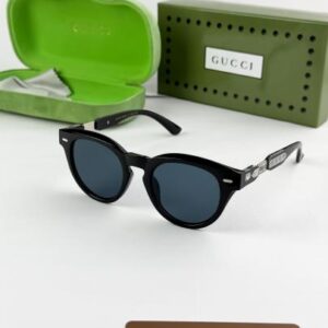 Luxury Style Unisex Sunglasses| Silver Black Frame 2921